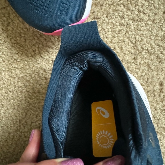 Basics Gel Nimbus 25 - Picture 3 of 11